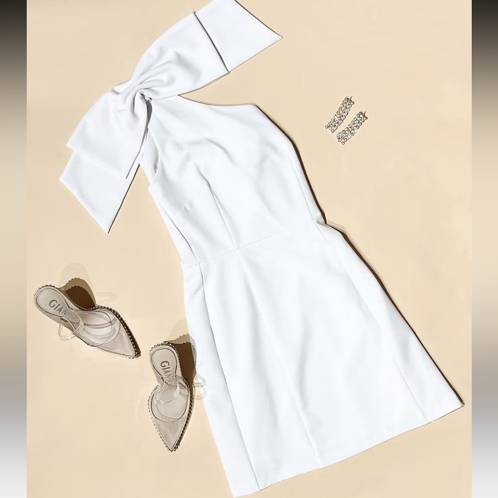 Elegant One Shoulder White Dress